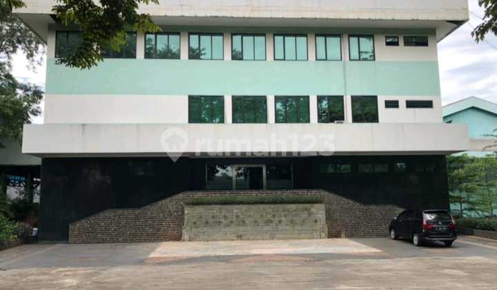 Gudang (ex Pabrik) 3lantai luas 18815m Ciracas Jakarta Timur