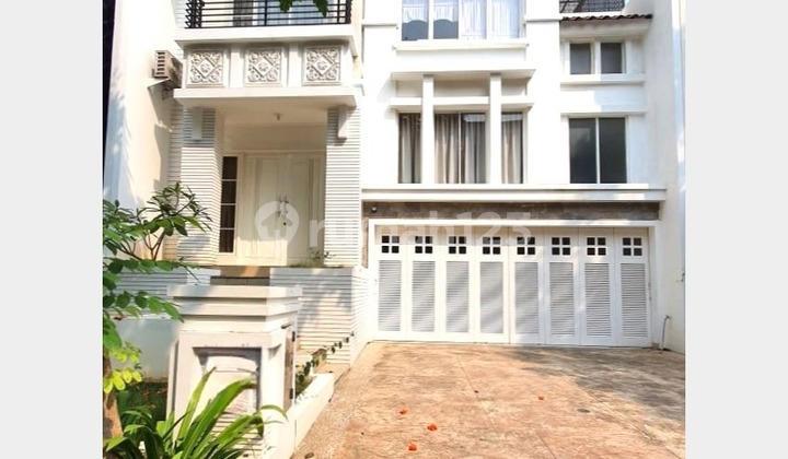 Rumah Crown Golf Mansion 10x33 330m PIK Pantai Indah Kapuk Jakarta Utara