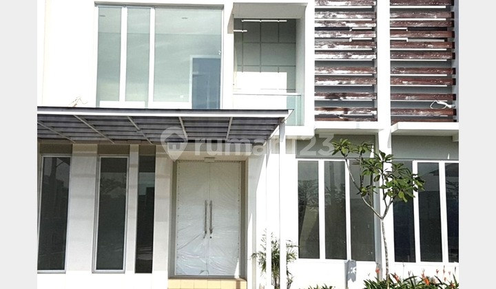 2-Story House 120M 8X15 Type 4 Bedrooms Cluster Yarra JGC Jakarta Garden City