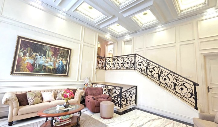 Rumah 2lt luas 14x22 310m 4KT Cluster palm spring JGC Jakarta Garden City