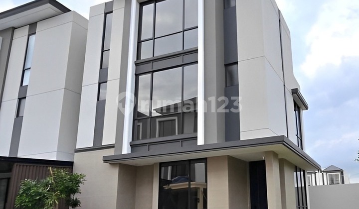 Rumah 3Lt Luas 11,5X14 Type 4+1Kt Cluster Sentarum Jgc Jakarta Garden City