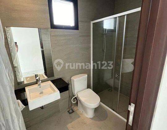 DISEWAKAN RUMAH PERMATA HIJAU RESIDENCE PIK 8X20 MURAH 2