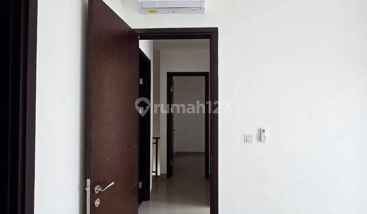 JUAL MURAH RUMAH PIK2 8X10 SEMI FURNISH POSISI DEPAN CLUBHOUSE 2