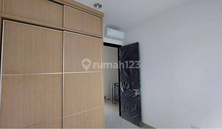 Disewakan Rumah Pik2 Cluster Bagus Uk 6x15 Semi Furnish  2