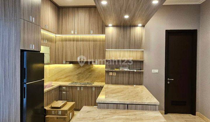 Turun Harga Jual Rumah Golf Island Pik 10x15 Furnish Desain Modern 1