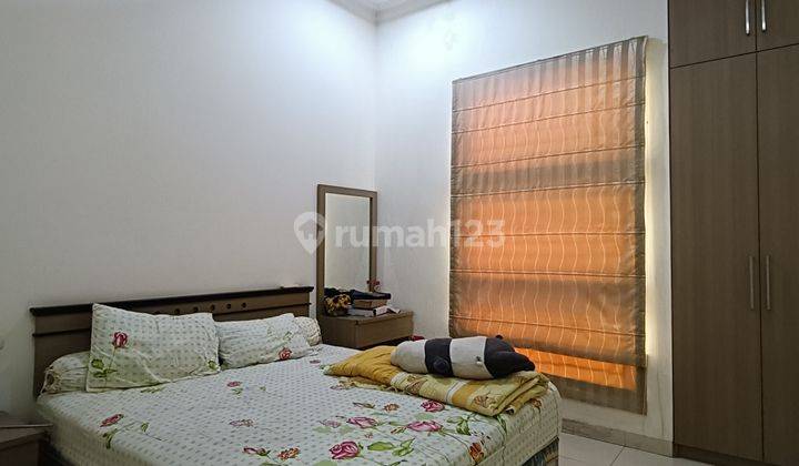 Disewakan Rumah Pik1 Manyar Permai Full Furnish Termurah 2