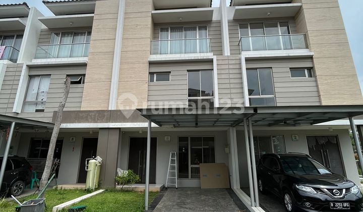 For Sale Golf Island House 6x12.5, 3 Floors