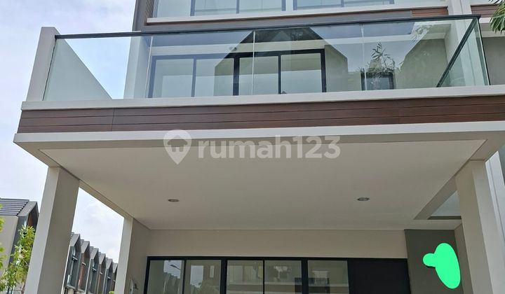 DISEWAKAN RUMAH OSAKA PIK2 UK6X10 3 LANTAI DISEWAKAN RUMAH OSAKA PIK2 UK6X10 3 LANTAI