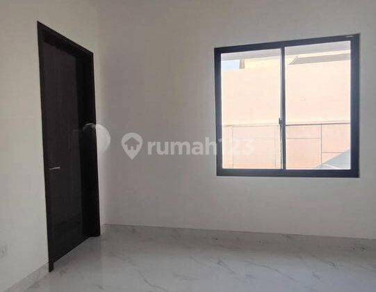 Disewa Rumah Baru Permata Hijau Residence Pik2 Uk 10x20 Mewah  2