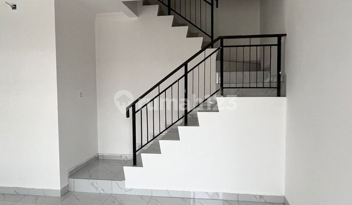 For Rent, House at Bukit Nirmala PIK2, Size 8x10 Corner Lot 2