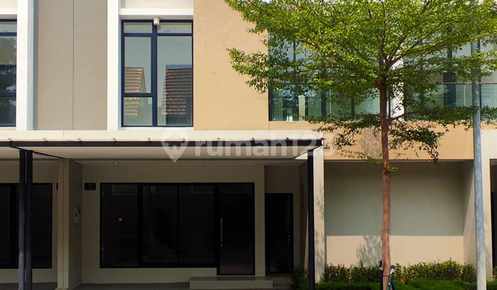 For Sale Millennial House 8x12.5 PIK2 Cash Only! For Sale Millennial House 8x12.5 PIK2 Cash Only!