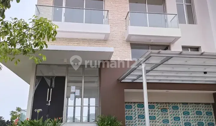 Di Jual Rumah Pik2 Springville Uk10x25 Hadap Danau 2