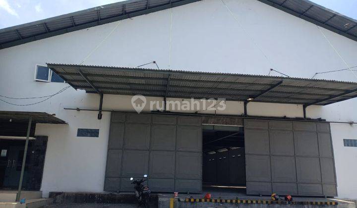 LARGE WAREHOUSE WITH COMPLETE PERMITS IN GATSU BULUH INDAH DENPASAR 1