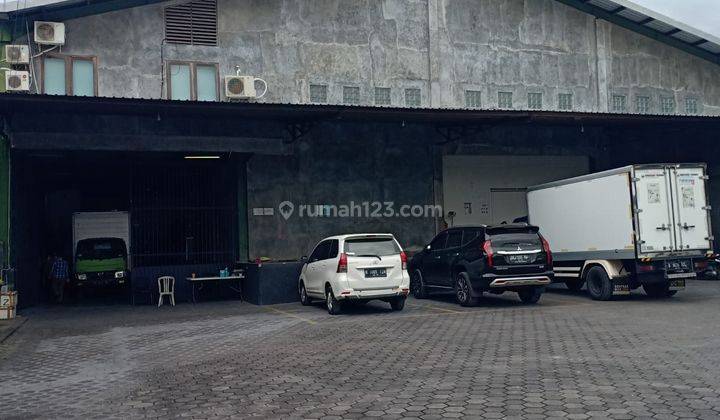 GUDANG BESAR PLUS KANTOR JALAN UTAMA GATSU BARAT DEKAT CARGO BULUH INDAH 1