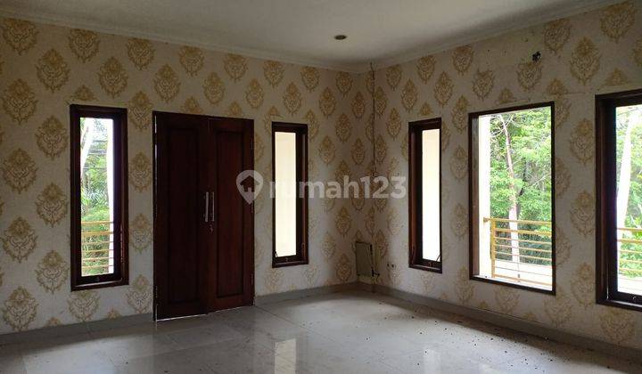 GUDANG BESAR DI BY PASS IDA BAGUS MANTRA GIANYAR 10