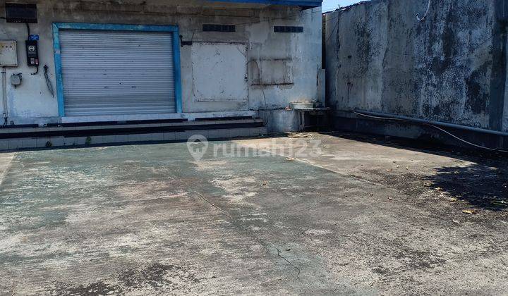Tanah plus bangunan di jalan utama Mahendradata  1
