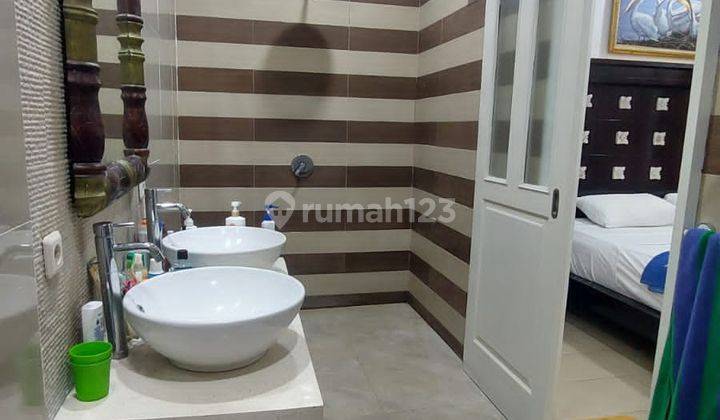 Villa 3 bedrooms sangat menarik dekat Seminyak 9