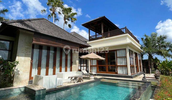 Villa menawan dengan view laut dan view lapangan golf  1