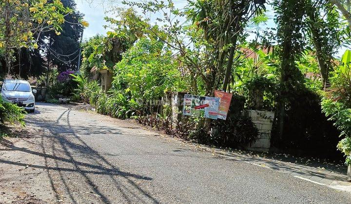 Tanah sangat dekat pantai Mertasari Sanur