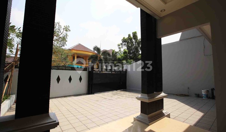 Rumah Mewah Srengseng Kelapa Dua Kebun Jeruk Jakarta Barat 2
