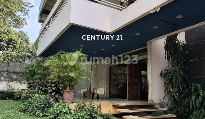 Special Old House in Simprug Af 17641