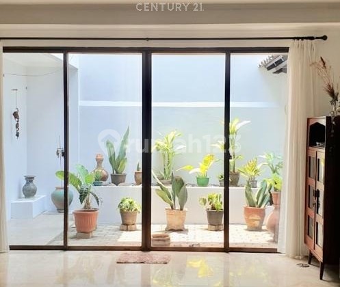 Beautiful 2-Story House for Sale in Sector 7 Bintaro Jaya - PR 11925