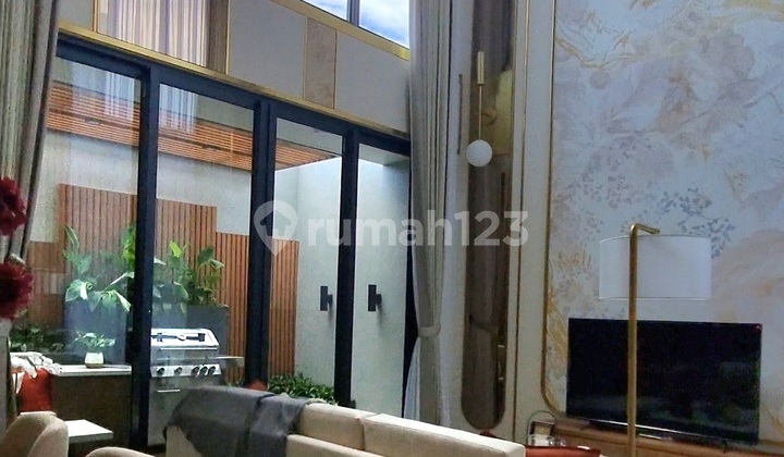 Rumah Mewah Lokasi Premium di Bintaro Jaya 2