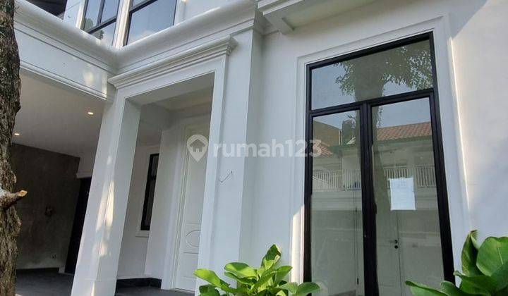 Rumah Ada Swimming Pool di Sektor 9 Bintaro Jaya 5,6 M 9866 Oc 1