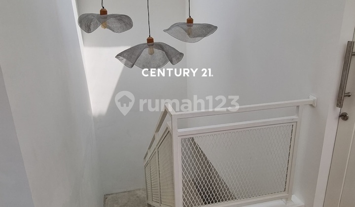 2-Story House Ready to Occupied in Cirendeu Td 14715