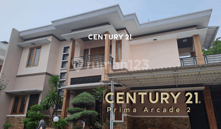 Luxury 2-Storey House in South Jakarta Near Ragunan Land Area 14519