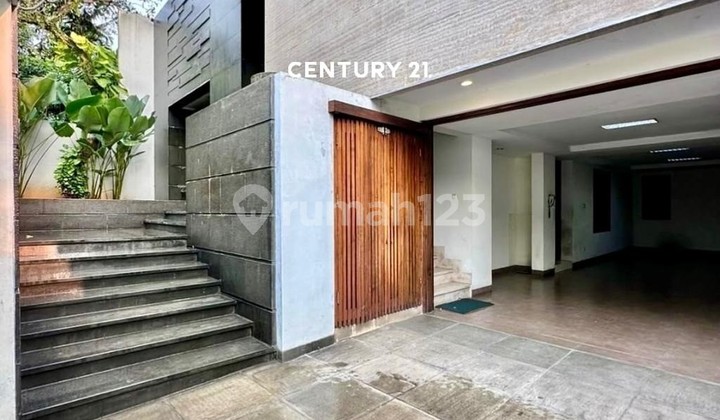 Rumah Mewah Modern Tropical di Jaksel Fr 17695