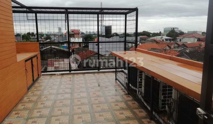 rumah mewah ada lift di pondok aren - Pr 17065  2