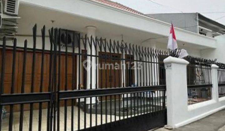 Rumah Siap Huni di Tebet Jakarta Selatan 3,5 M 15079 Oc 1