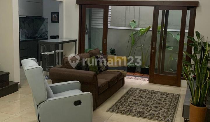 modern house strategic location in bintaro - pr 16717