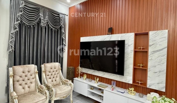 Rumah Fully Furnished American Classic di Kucica Bintaro - Pr 15756