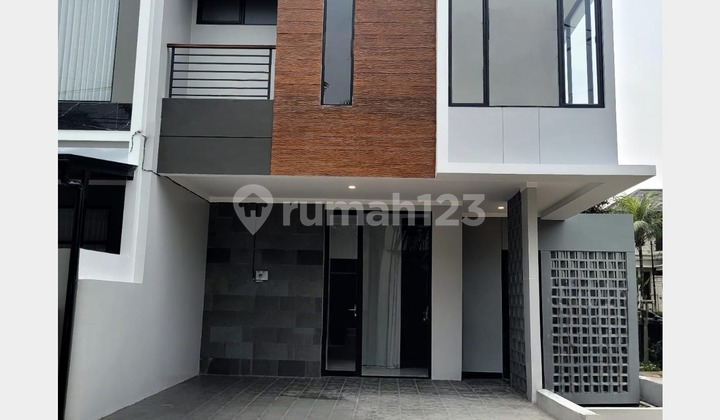 Rumah Brand New Lokasi Hook di  Bintaro - PR 16855 