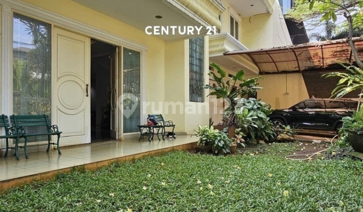 Luxury Ready-to-Occupy House in South Jakarta Bw 14754 Luxury Ready-to-Occupy House in South Jakarta Bw 14754