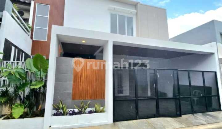Rumah Modern Tropical Strategis di Bintaro Jaya Sektor 9 Pr14288