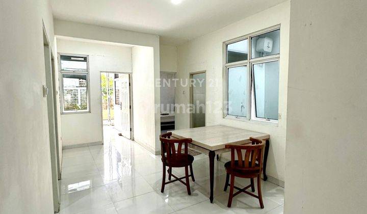 Rumah Mewah Semi Furnished 2 Lantai Di Bsd 14738 Oc 2