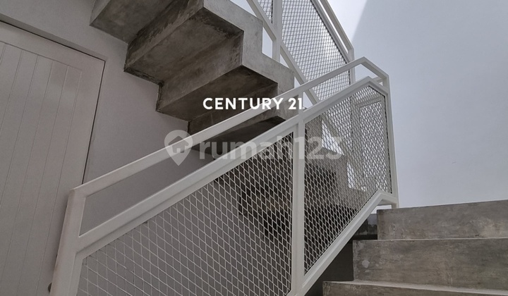 2-Story House Ready to Occupied in Cirendeu Td 14715 2