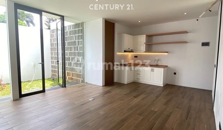 Rumah Cantik Bangunan Kokoh di Veteran Jaksel Gb 14626 2