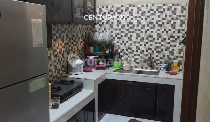 Rumah 2 Lantai Semi Furnished di Pamulang Td 14850 2