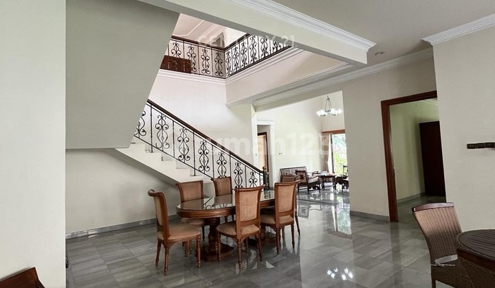 Dijual Rumah Dengan Kolam Renang Taman Luas Di Kemang 13944 oc 2