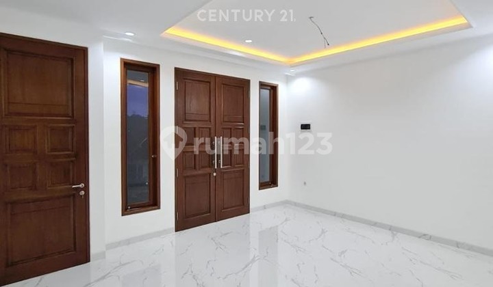 Dijual Rumah Mewah Ada Swim Pool di Cipadu Rn12393 2