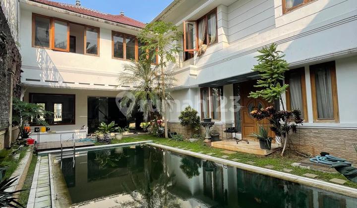 Rumah Luxury Daerah Exlcusive di Pondok Indah Jakarta Selatan - PR 14373 