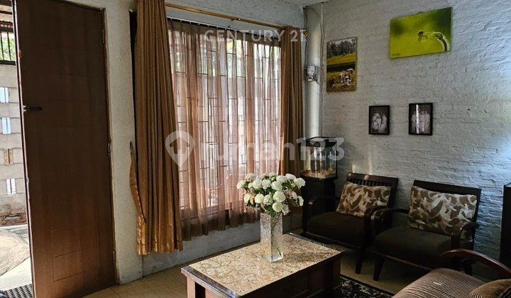 For Sale Hommy Ready-to-Occupy House in Bintaro - Pr 12473
