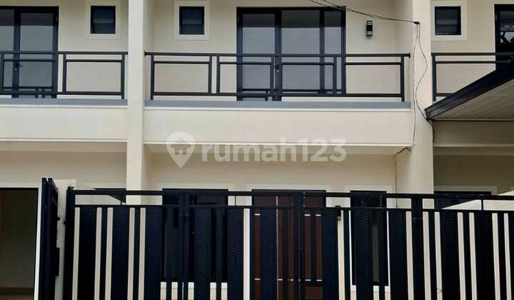 For Sale 2-Story House Citra Raya Strategic Location 110m2