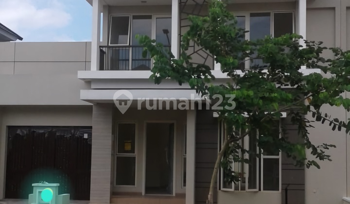 Murah Banget !!! Jual Rumah 2 Lantai 10x20 Suvarna Sutera