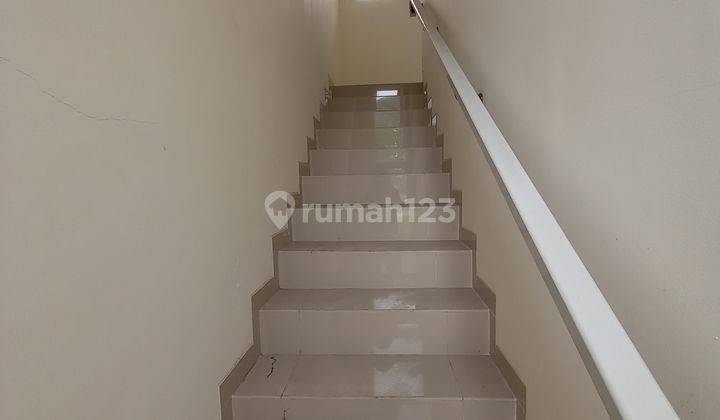 Disewakan Rumah Suvarna Sutera 2 Lantai 9x20 6