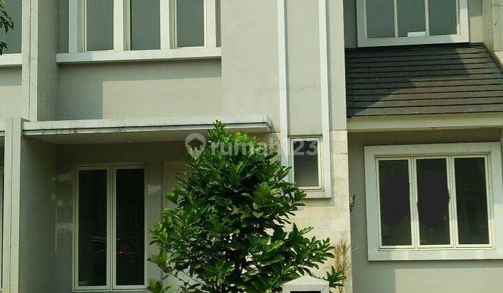 JAMIN TERMURAH !! Jual rumah 2 lantai 8x20 Suvarna Sutera